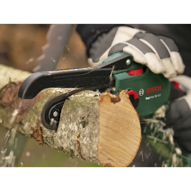 bosch-easychain-18v-15-7-cordless-pruning-saw