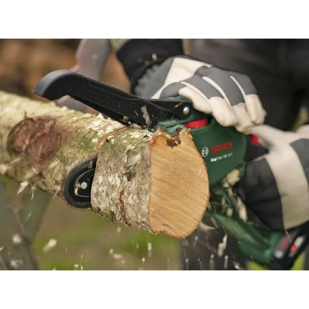 bosch-easychain-18v-15-7-cordless-pruning-saw