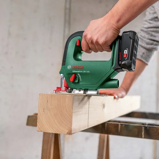 bosch-universalsaw-18v-baretool