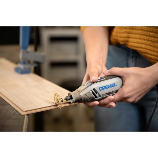 dremel-4250-35-multifunktions-werkzeug