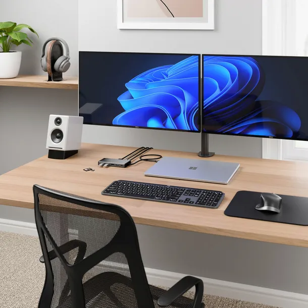 alogic-12-in-1-usb-c-pd-dv3-triple-display-docking-station