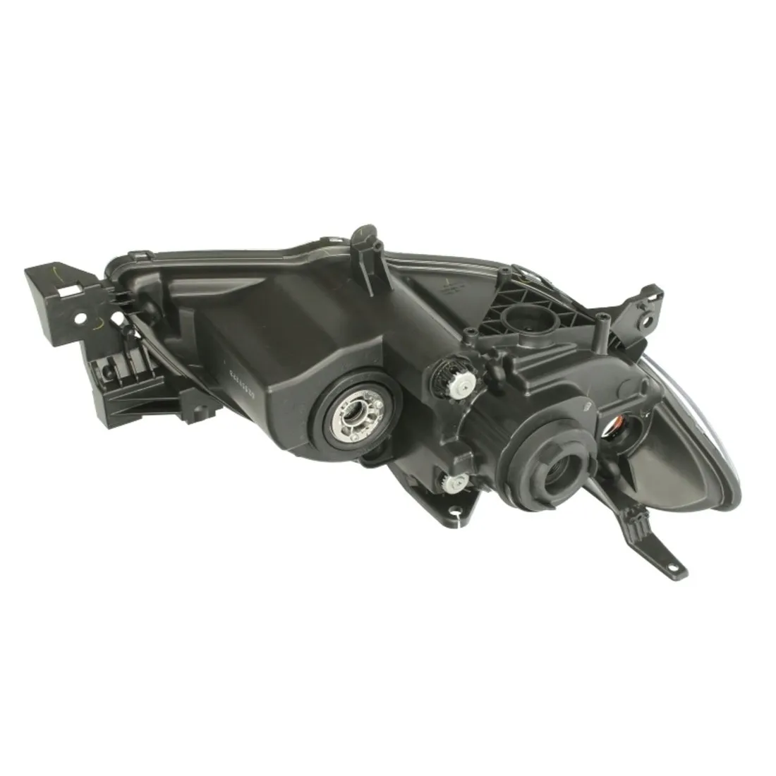 reflektor-mazda-3-4d-03-