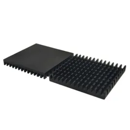 radiator-aluminiowy-wytlaczany-40x40x8mm-czarny-radiator-chlodzacy