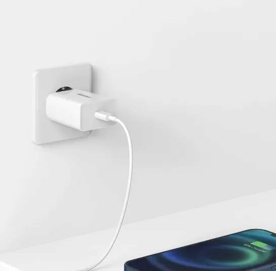 szybka-ladowarka-usb-c-20w-do-iphone-11-12-baseus