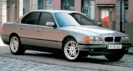 bmw-7-e38-blotnik-lewy-przod-1999-2001-austria
