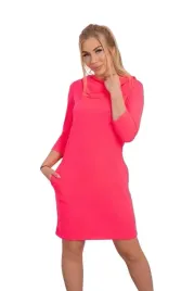 sukienka-z-kapturem-i-kieszeniami-rozowy-neon