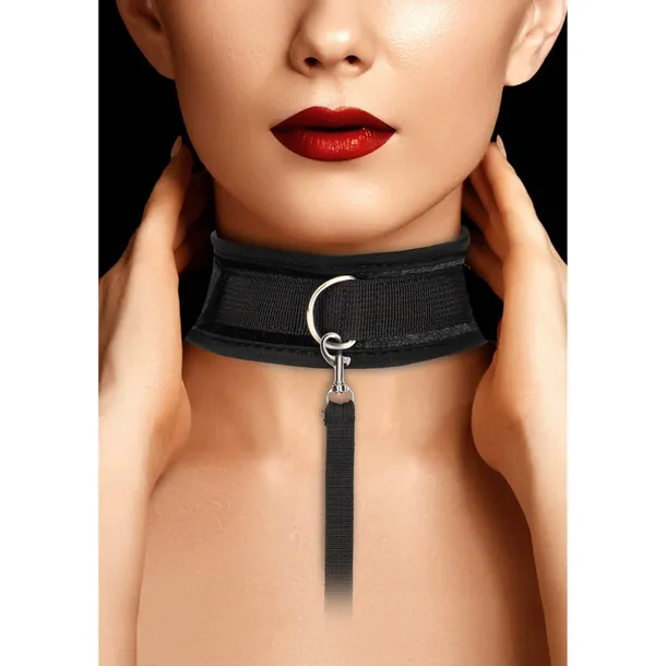 velvet-adjustable-collar-with-leash