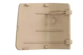 zaslepka-gniazda-diagnostycznego-obd-kolor-bezowy-bmw-1-e81-e87-1-e82-e88