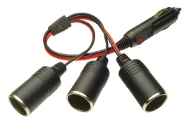 rozgaleziacz-120w-12v-z-3-gniazdami-zapalniczki