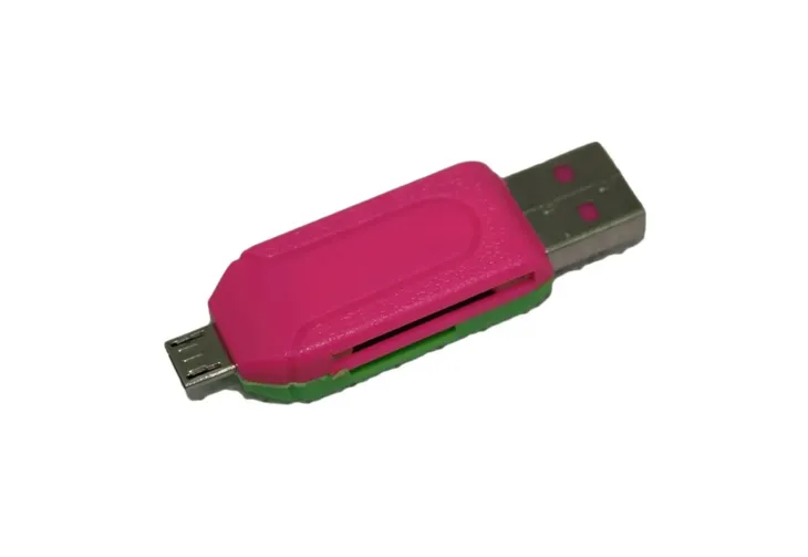 videorejestrator-maxitec-hdvr2000-zlacza-av-czytnik-kart-pamieci