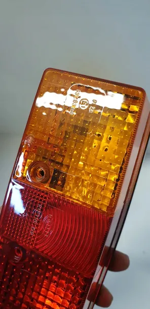 lampa-tylna-hella-2sd-003-184-041-numer-katalogowy-czesci-2sd-003-184-041