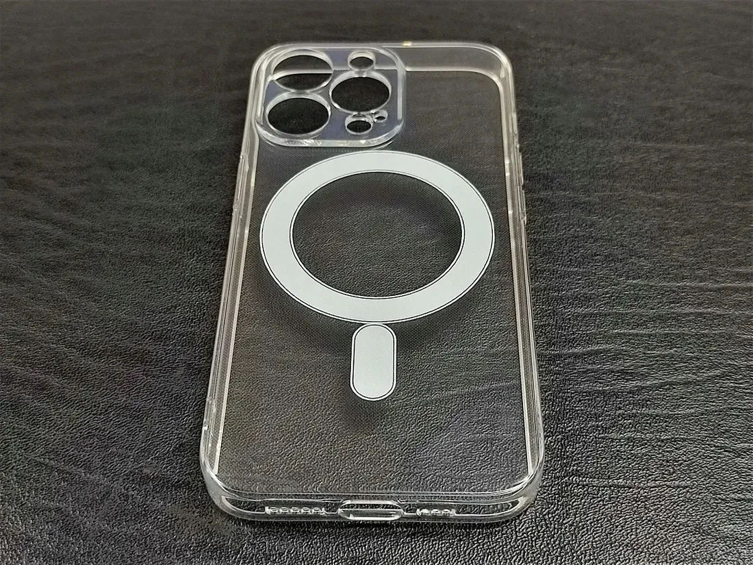 etui-magsilicone-protecd-szklo-lcd-iphone-13-pro