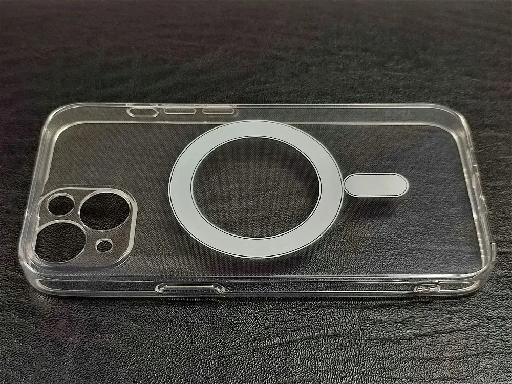 etui-magsilicone-protecd-szklo-lcd-do-iphone-13