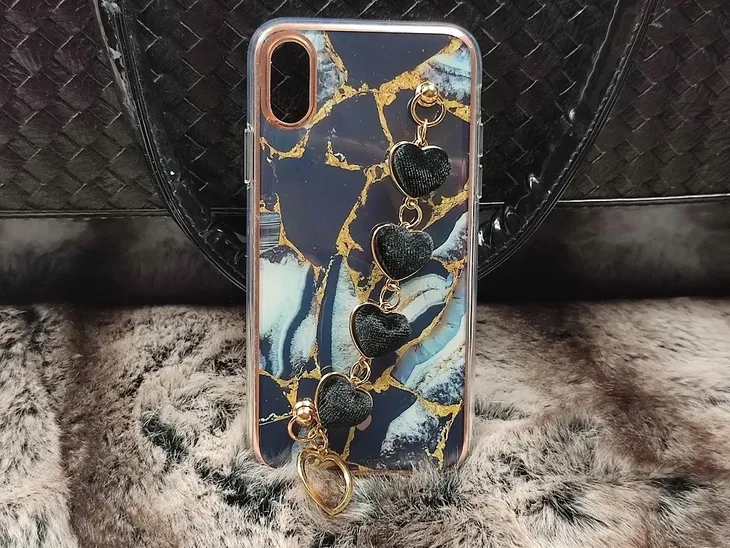 etui-3d-trendcase-do-iphone-x-iphone-xs-funkcje-pochlanianie-wstrzasow