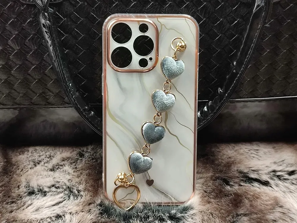 etui-3d-trendcase-do-iphone-13-pro