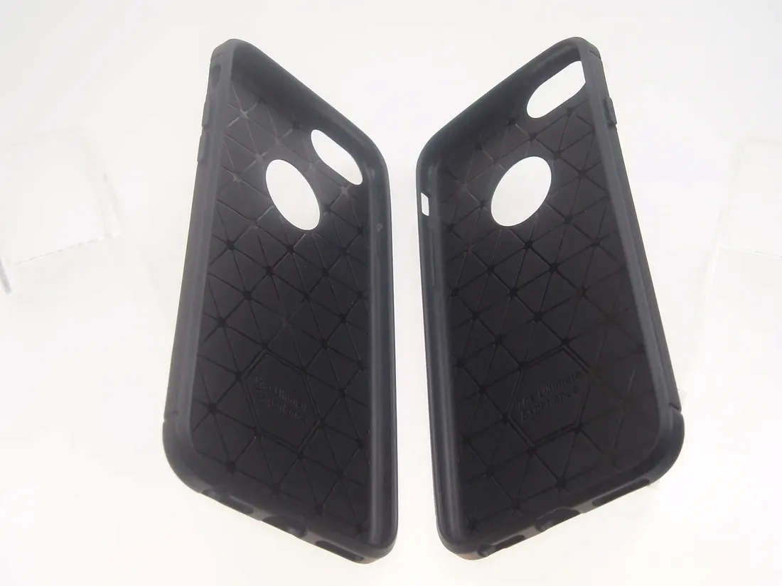 etui-carbon-case-do-iphon-iphone-7-4-7-szklo