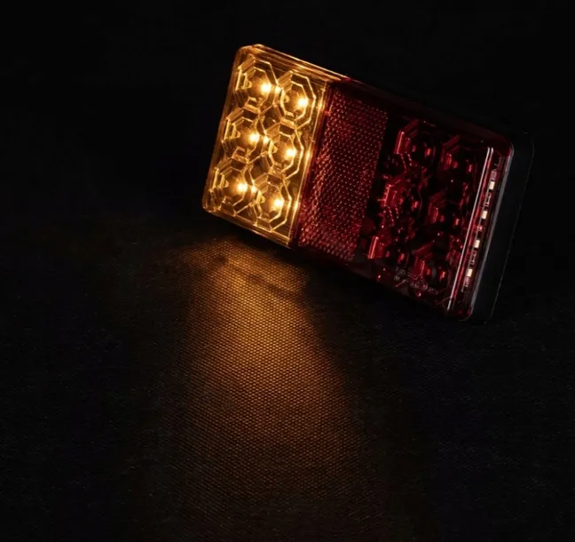 lampa-tylna-12v-16x-led-wersja-europejska