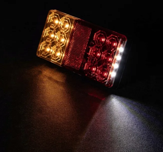 lampa-tylna-12v-16x-led-rodzaj-lampy-uniwersalna