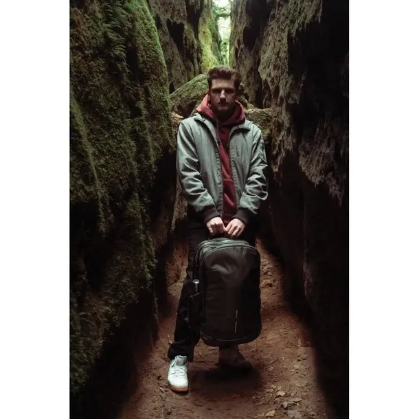 bobby-explore-plecak-chroniacy-przed-kieszonkowcami-stan-nowy