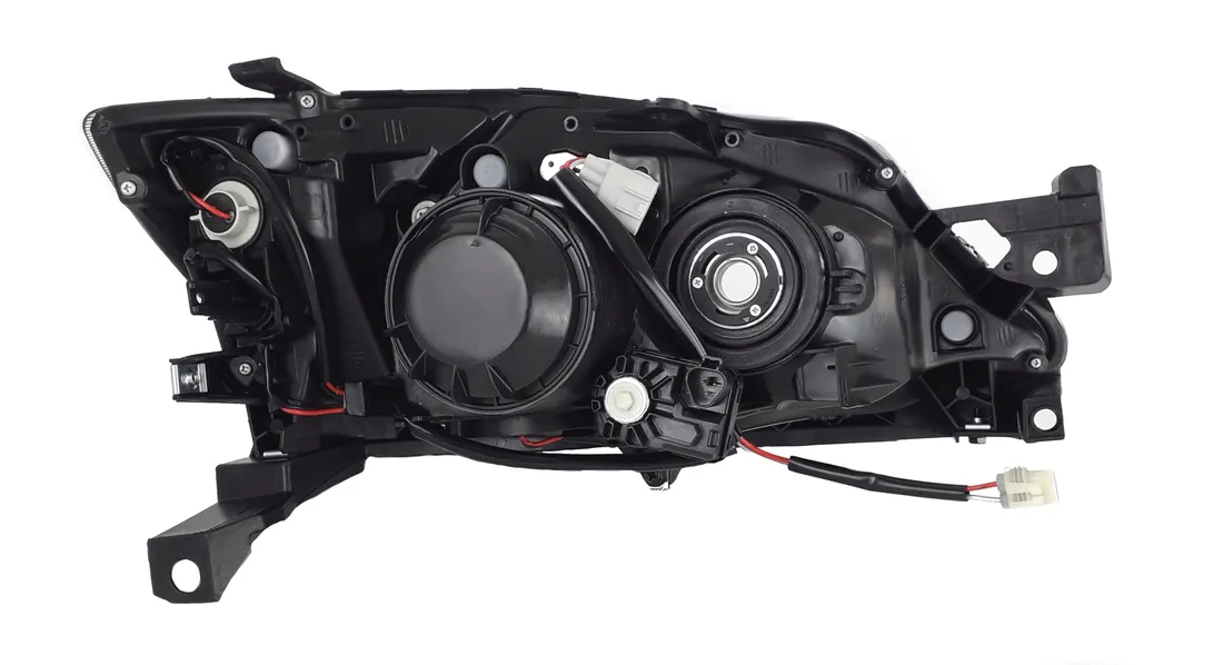 reflektor-impreza-07-11-h7-prawy