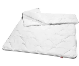 koldra-4-pory-roku-sleepling-190042-basic-160-z-mikrofibry-135-x-200-cm