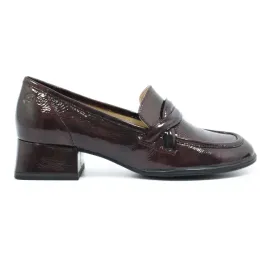lakierowane-polbuty-damskie-na-obcasie-caprice-24302-bordowe-r385