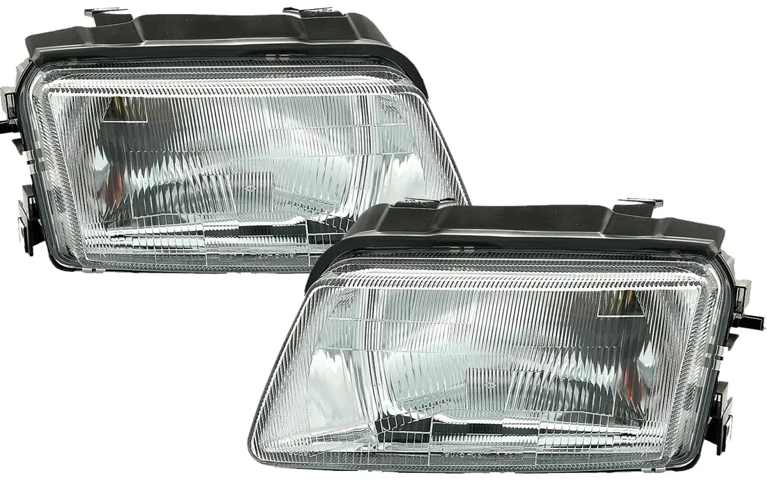 reflektor-audi-a4-95-stan-nowy