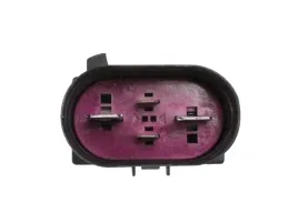sterownik-wentylatora-audi-4-pins-a4-b5-00-01-1-9-tdi-a4-b6-00-04-1-8t-a4