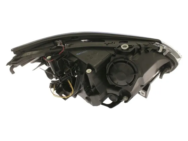 reflektor-bmw-seria-5-e60-4d-e61-wagon-07-08-rodzaj-swiatel-mijania-tradycyjne-halogenowe