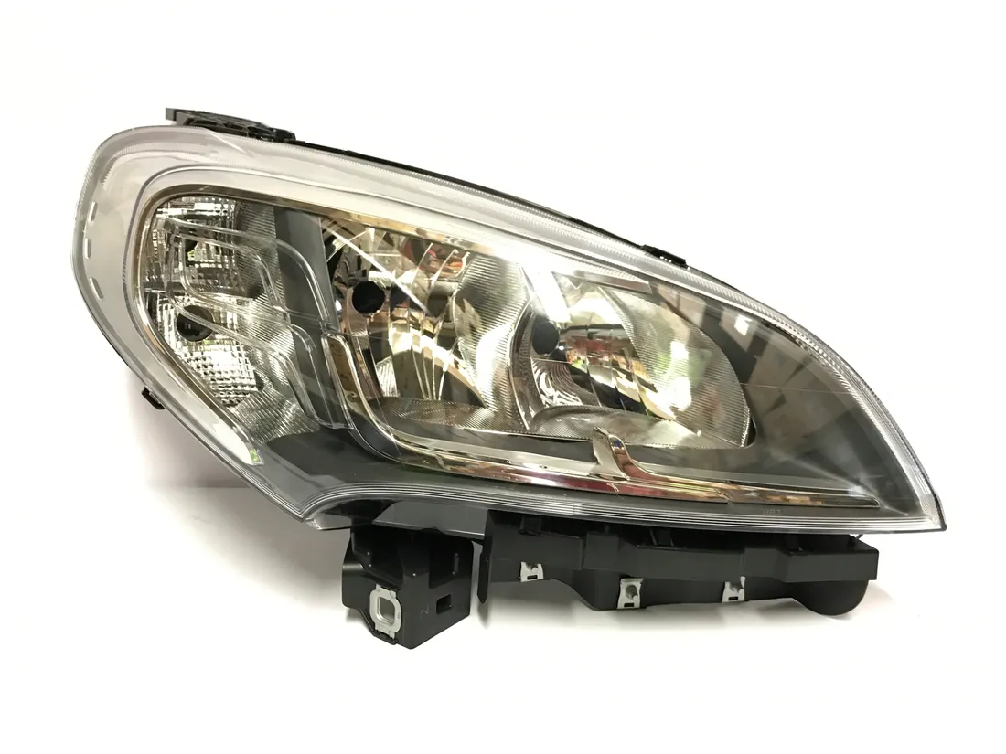 reflektor-fiat-doblo-15-stan-nowy