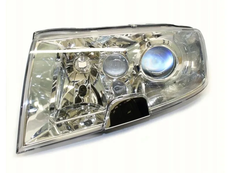 reflektor-skoda-superb-0207