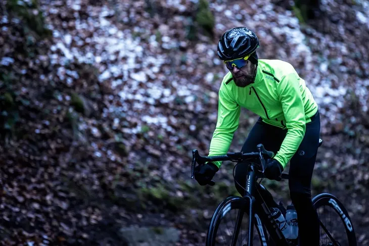 rogelli-core-kurtka-rowerowa-softshell-kaptur-bez-kaptura