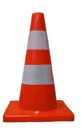 consorte-pacholek-drogowy-pcv-45-cm-czerwony