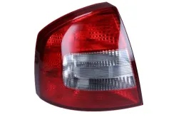 lampa-tyl-skoda-octavia-4d-09