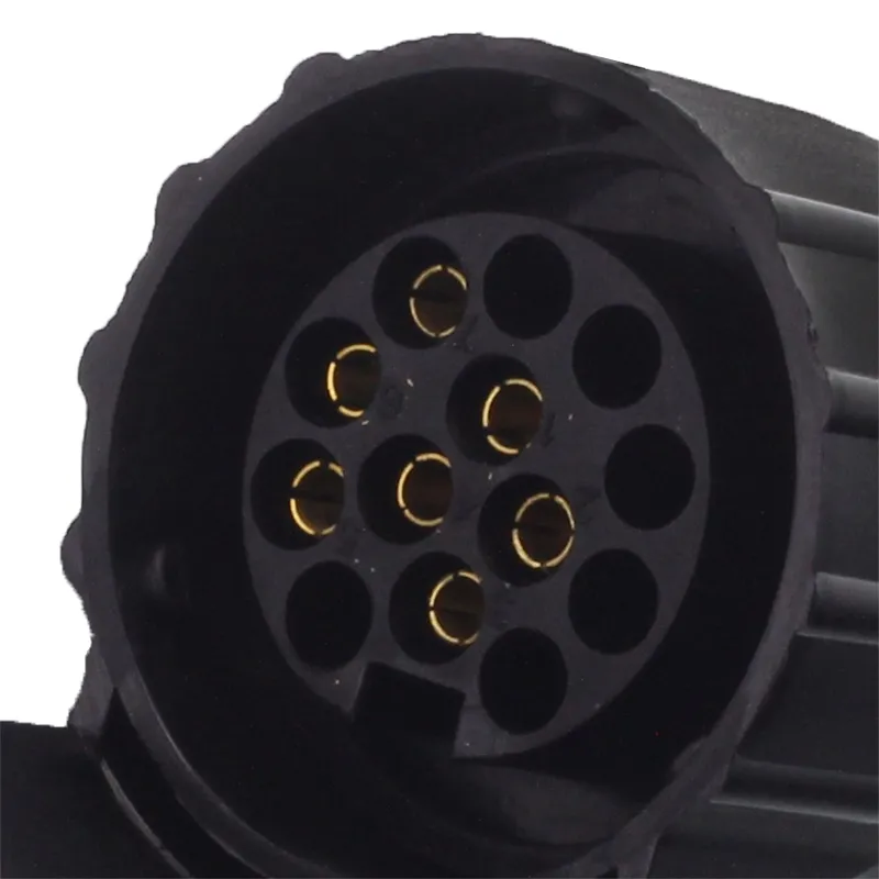 adapter-elektryczny-7-13