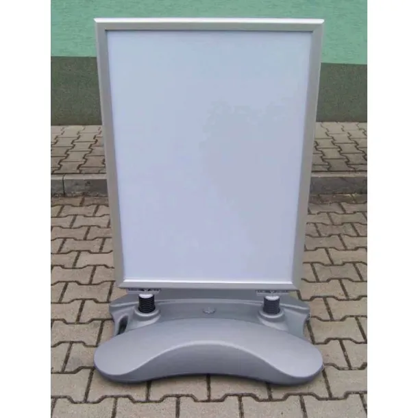 potykacz-waterbase-a0-szerokosc-przestrzeni-reklamowej-84-cm