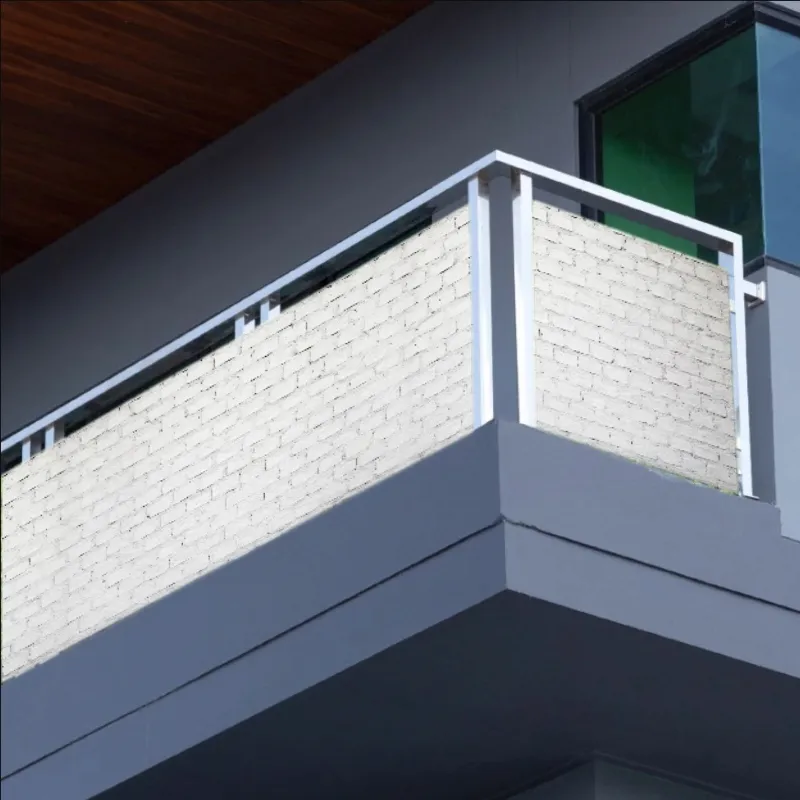 oslona-na-balkon-biale-cegly
