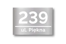 tabliczka-numer-domu-z-pleksi-i-laminatu