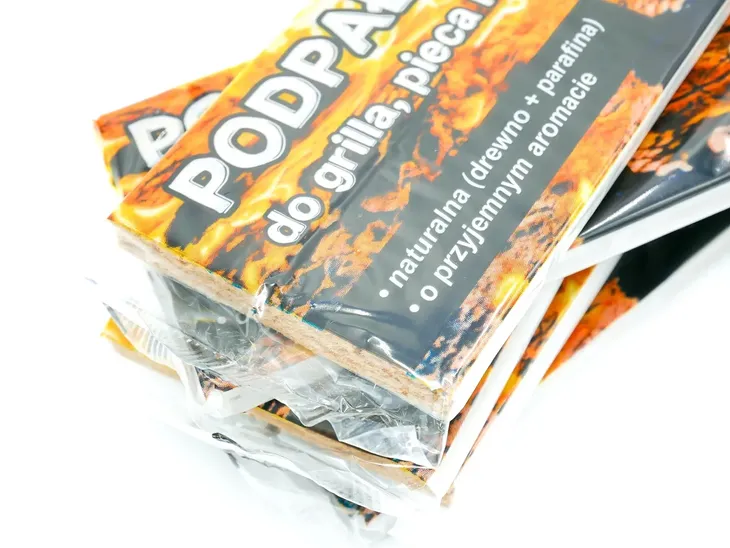 podpalka-do-grilla-pieca-kominka-400-kostek-waga-z-opakowaniem-0-5-kg