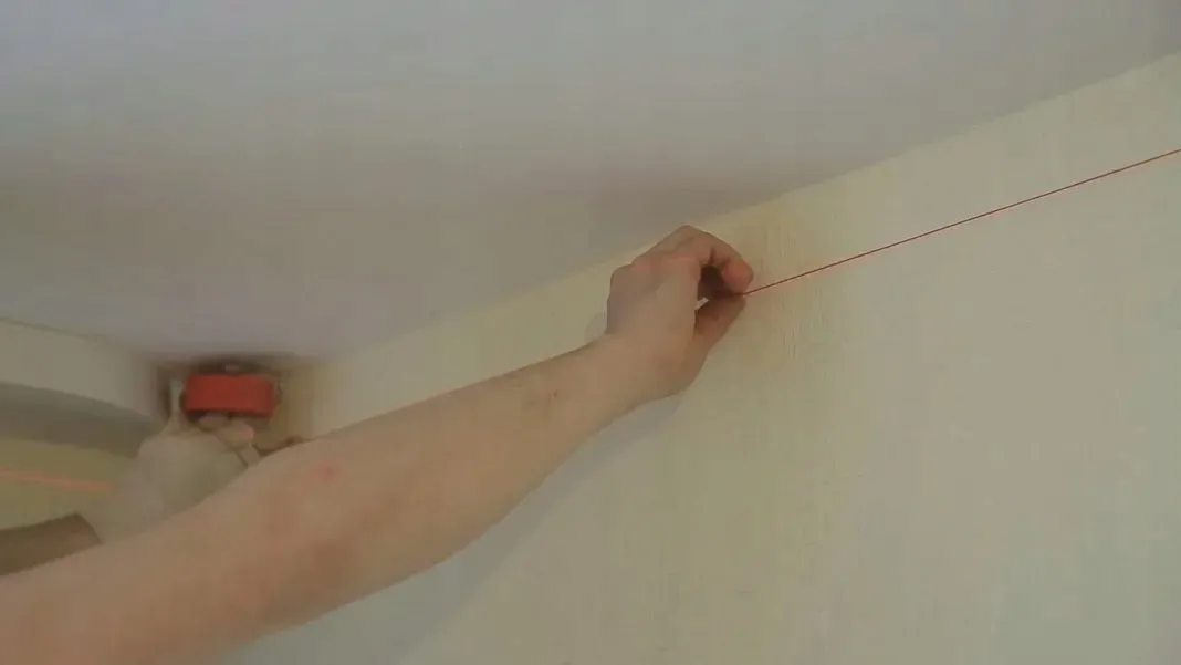 sznurek-traserski-30m-kreda-115-g
