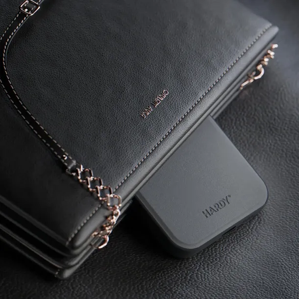 apple-iphone-16-plus-3mk-hardy-apple-silky-leather-magcase-motyw-przewodni-inny