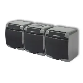 karlik-junior-popiel-grafit-gniazdo-natynkowe-potrojne-schuko-ip54-30g