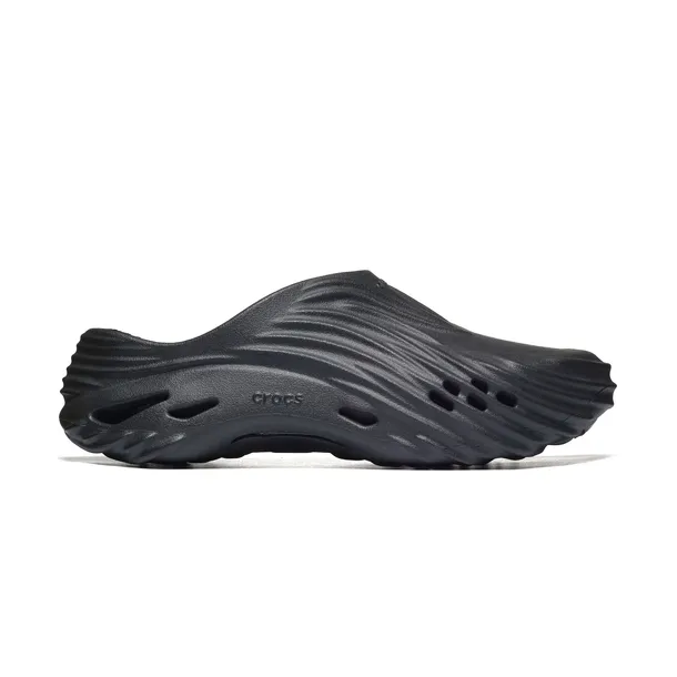 klapki-crocs-echo-wave-czarny-38-39-unisex-stan-nowy