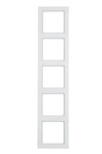 berker-q3-bialy-ramka-5-liczba-gniazdek-wiecej-niz-3
