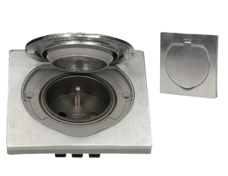 gniazdo-wpuszczane-1x250v-or-ae-1397-waga-z-opakowaniem-0-3-kg