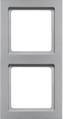 berker-q3-aluminium-ramka-2