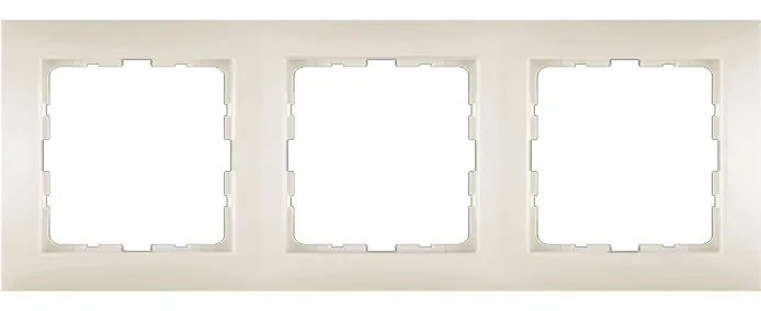 berker-kwadrat-kremowy-ramka-3-kolor-bezowy
