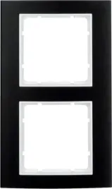 berker-b3-czarne-alu-bialy-ramka-2