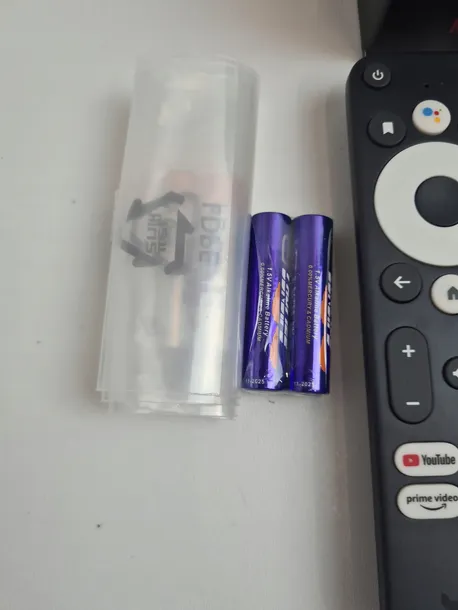 dekoder-telewizyjny-vu-yay-pro-13697-android-tv-4k-streaming-box-android-marka-vu-stan-powystawowy