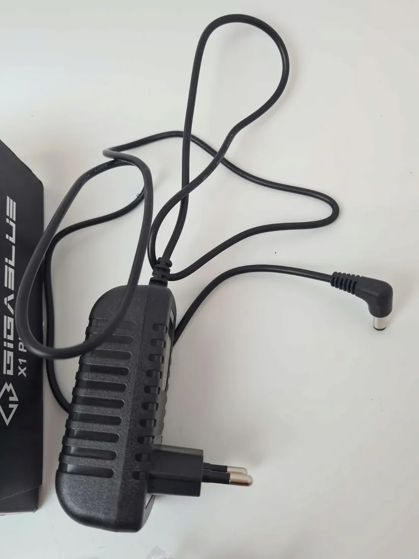 dekoder-telewizyjny-gigablue-x1-plus-4k-android-iptv-ott-1x-tuner-dvb-s2x-stan-powystawowy